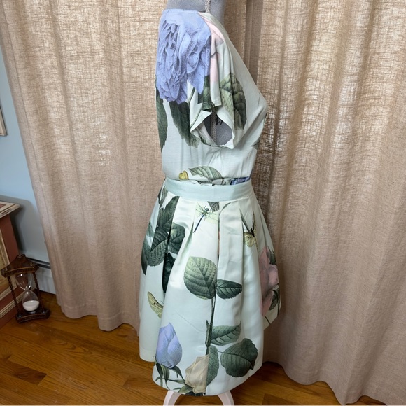 Ted Baker Floral Tee + Skirt Set, tee sz. 1, small skirt sz. 2, medium - Picture 7 of 14